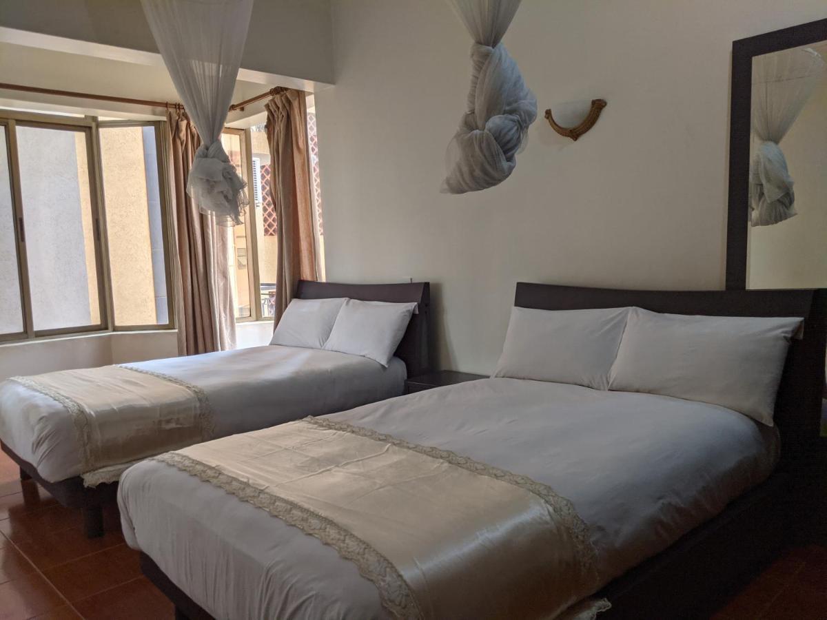 Prestige Hotel Suites Kampala Exterior photo